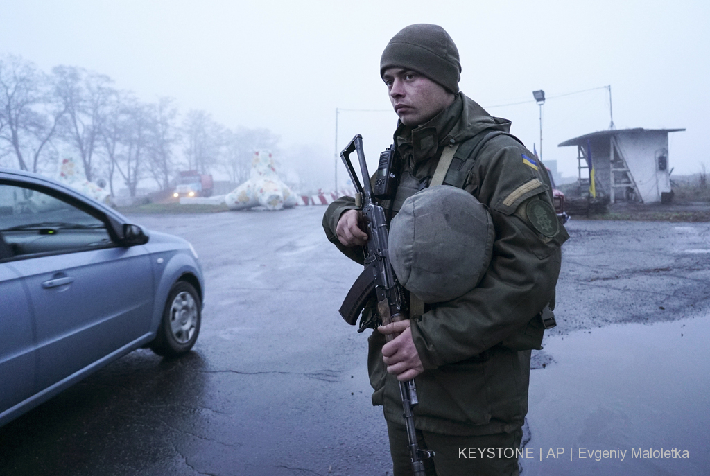 La loi martiale est promulguée pour les 30 jours à venir dans les régions frontalières entre l'Ukraine et la Russie.