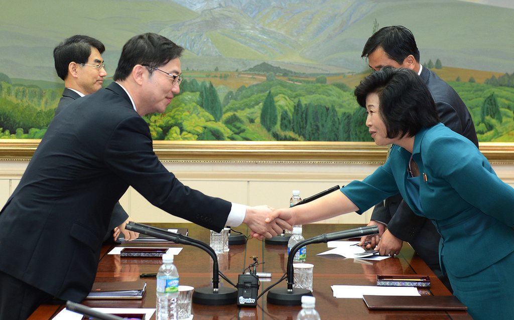 L'accord sur la tenue de cette réunion à Séoul a été atteint après 18 heures de discussions entre des responsables des deux Corée