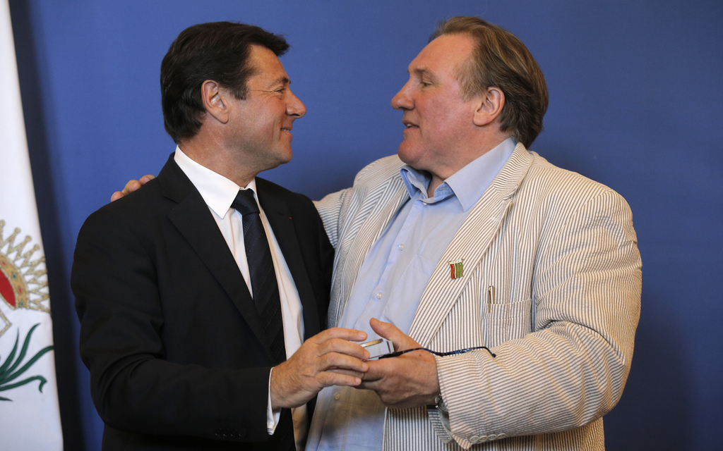 C'est Christian Estrosi, maire de Nice, qui a reçu l'acteur français Gérard Depardieu dans sa ville jeudi. 
