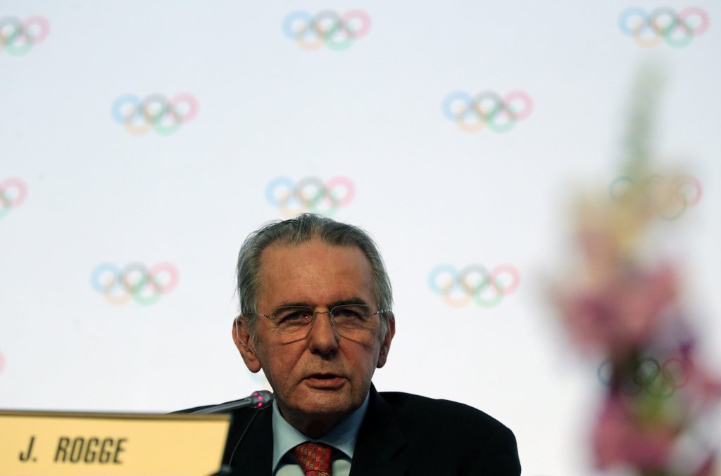 Le président du Comité international olympique (CIO) Jacques Rogge a indiqué que son successeur continuera à ne pas toucher de rémunération, aucun des six candidats ne souhaitant être payé s'ils parvenaient à être élus le 10 septembre.