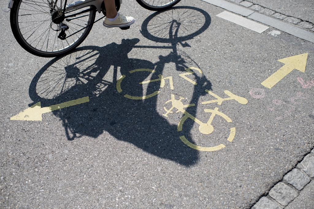 Les initiants veulent une loi cantonale pour la mobilité cyclable.