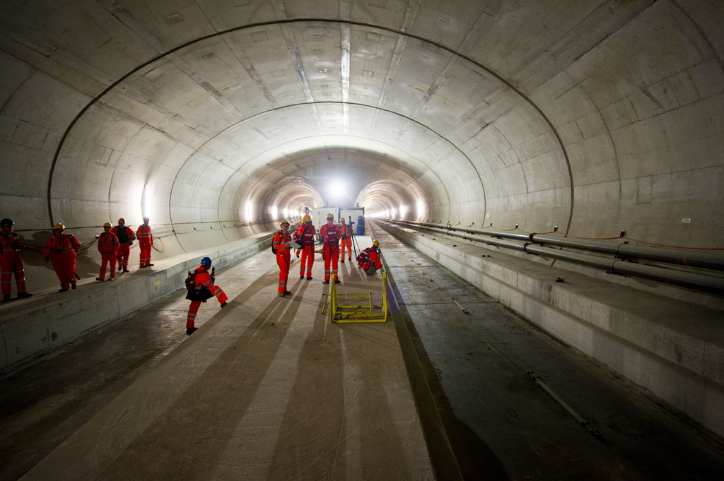 Le tunnel de base du Gothard sera en service en 2016.