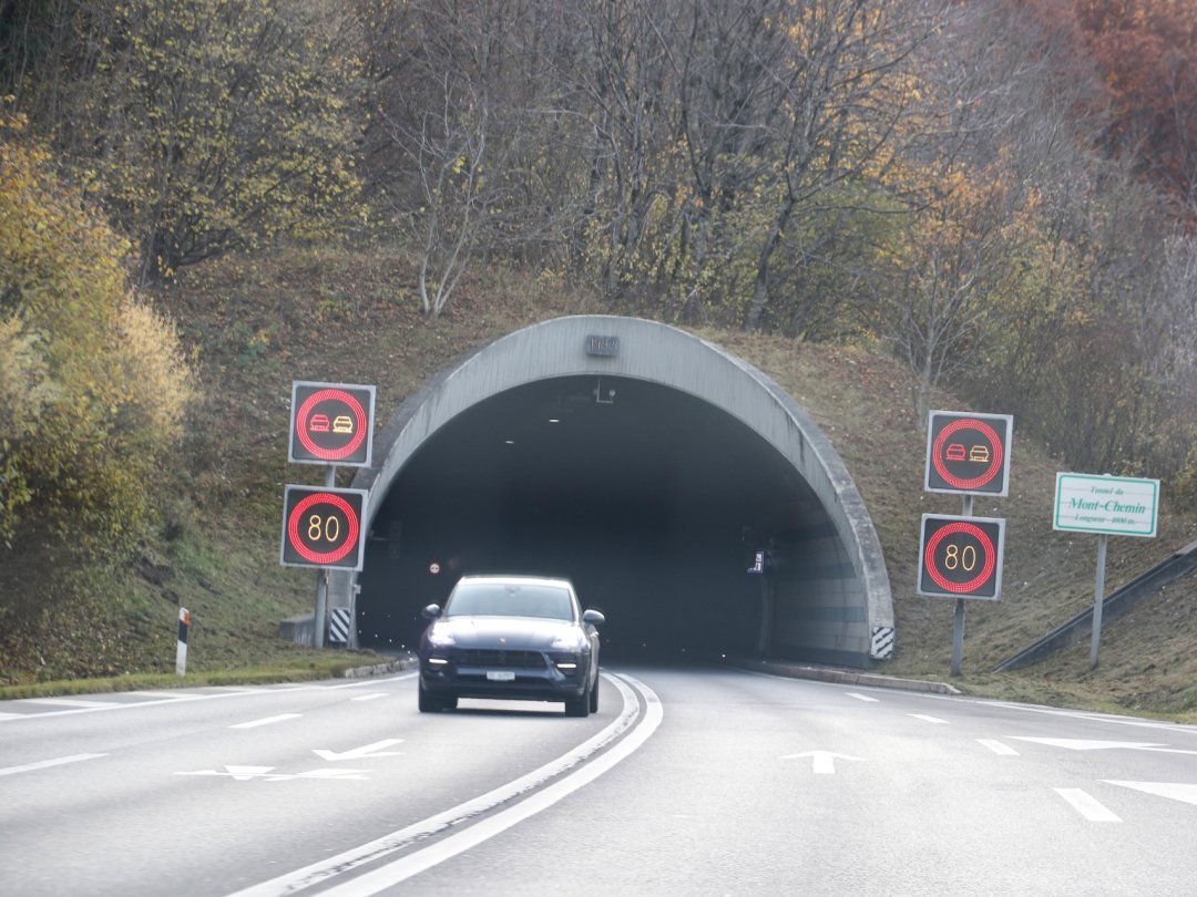 Plus aucun véhicule ne pourra emprunter le tunnel du Mont-Chemin dès ce jeudi 22 heures et jusqu'à vendredi 5 heures.