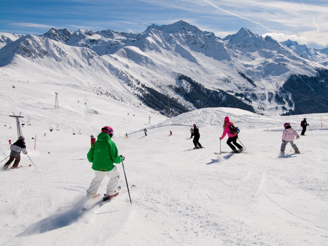 Le projet Esserts-Savoleyres, qui doit encore être mis à l'enquête, permettra de développer le secteur skiable de Savoleyres et d'assurer une liaison de qualité avec La Tzoumaz.