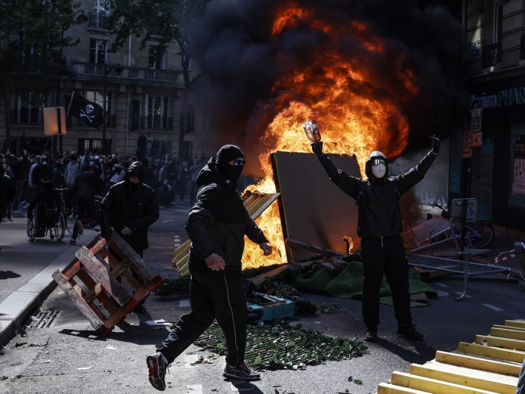 A Paris, de nombreux accrochages ont opposé les forces de police à des groupes très mobiles.