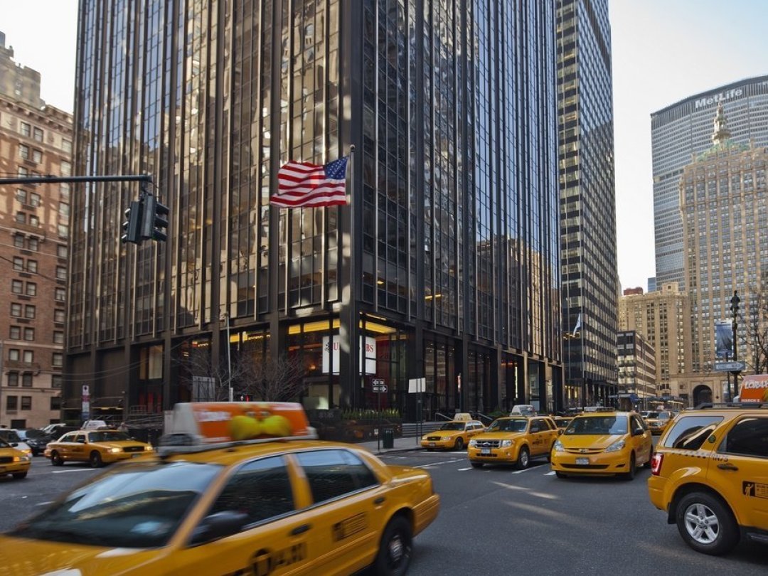 L'une des succursales new-yorkaises d'UBS est située sur Park Avenue.