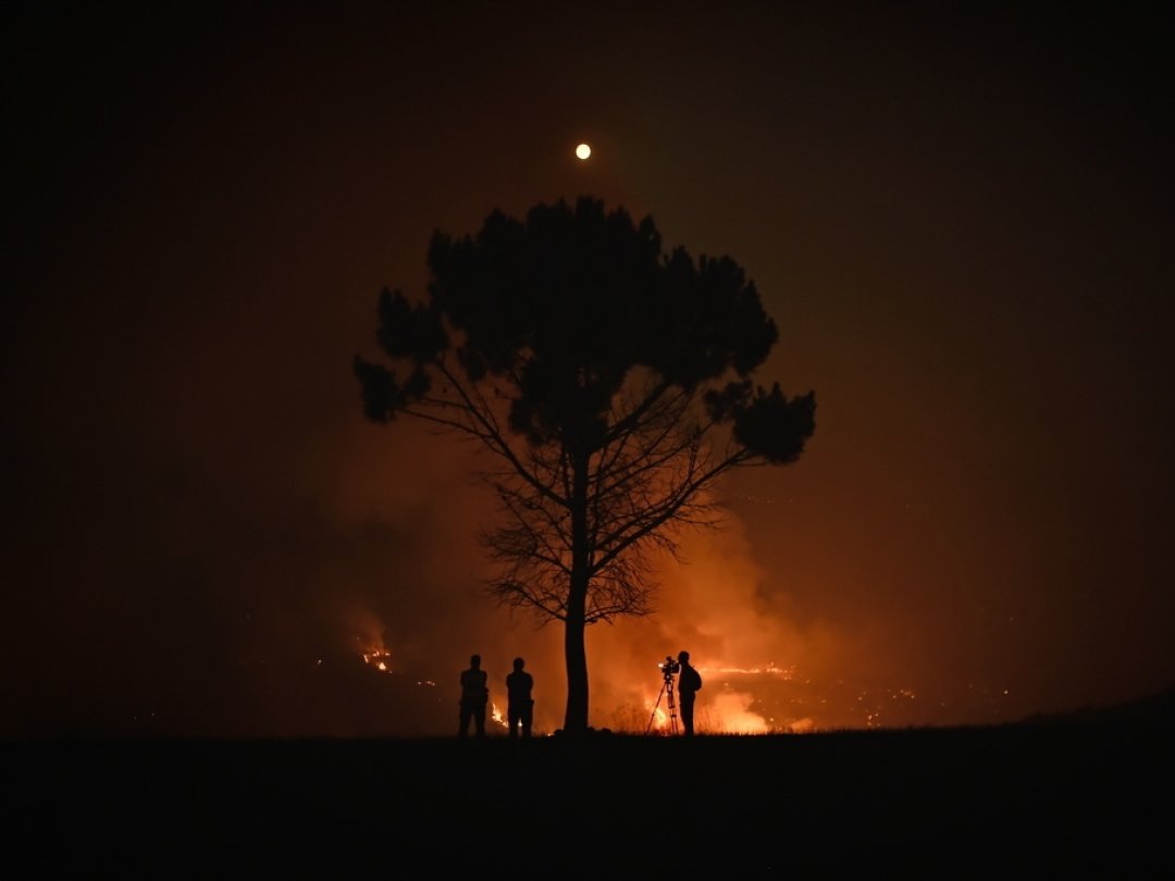 Ce feu a déjà fait partir en fumée plus de 17'000 hectares dans le géo-parc mondial reconnu par l'Unesco.