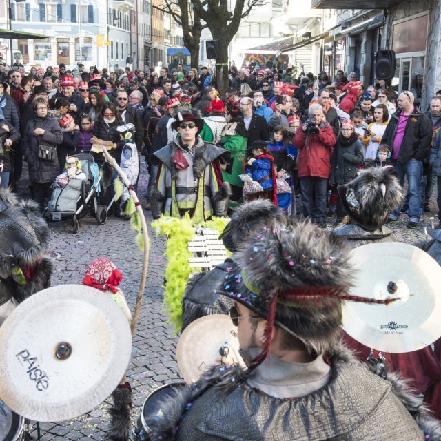 Samedi 11 février, les Montheysans pourront découvrir l’identité du prince de la 150e édition sur la place Tübingen, lors du petit carnaval animé par la guggen Kamikaze.