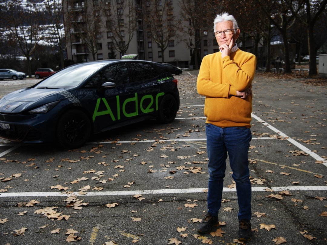 Michel Alder laisse à son fils la direction de l'auto-école fondée par son père.