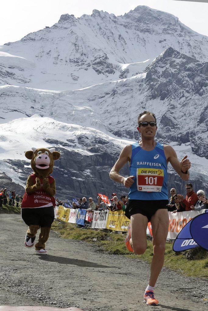Viktor Roethlin wird dritter und bester Schweizer am Jungfrau-Marathon vom Samstag 14. September von Interlaken auf die Kleine Scheidegg. (PHOTOPRESS/Benjamin Zurbriggen)