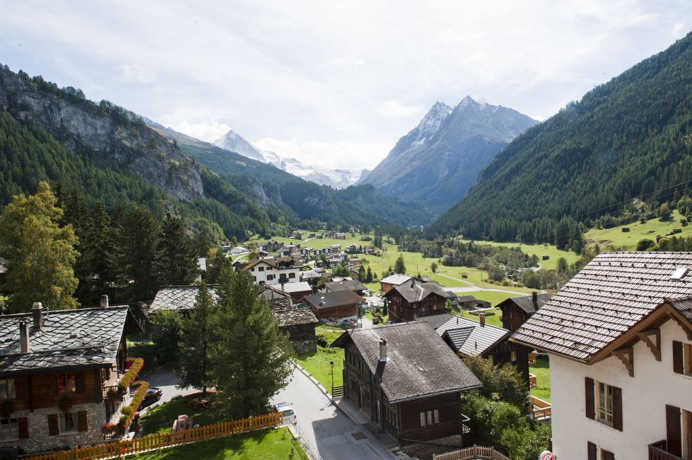 Le village d’Evolène ne porte plus aujourd’hui le titre, qui revient cette année à Saillon, mais la commune pourra toujours se vanter d’avoir été le premier village à avoir reçu le prix de plus beau village de Suisse romande.