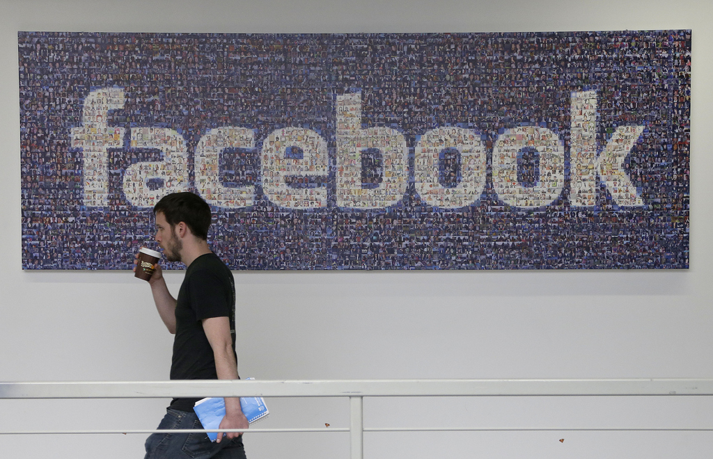 Facebook poursuit son offensive internationale dans la Social TV: le réseau social a annoncé qu'il partagerait des données avec les groupes français TF1 et Canal+, un partenariat similaire à celui qu'il a noué le mois dernier avec des médias américains et britanniques.