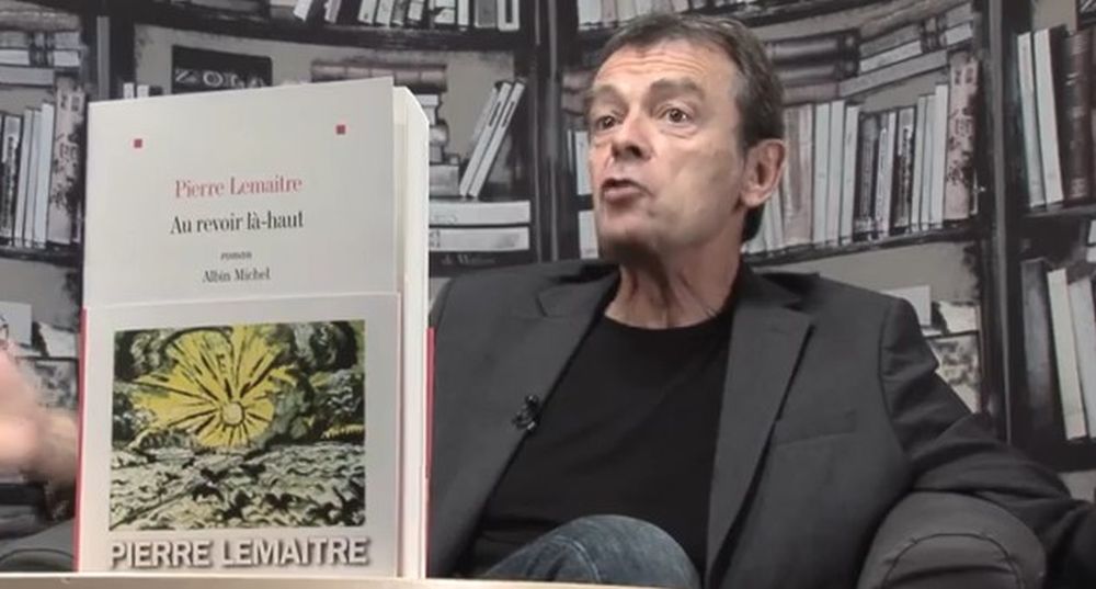 Pierre Lemaître fait partie des favoris avec son roman "Au revoir là-haut".