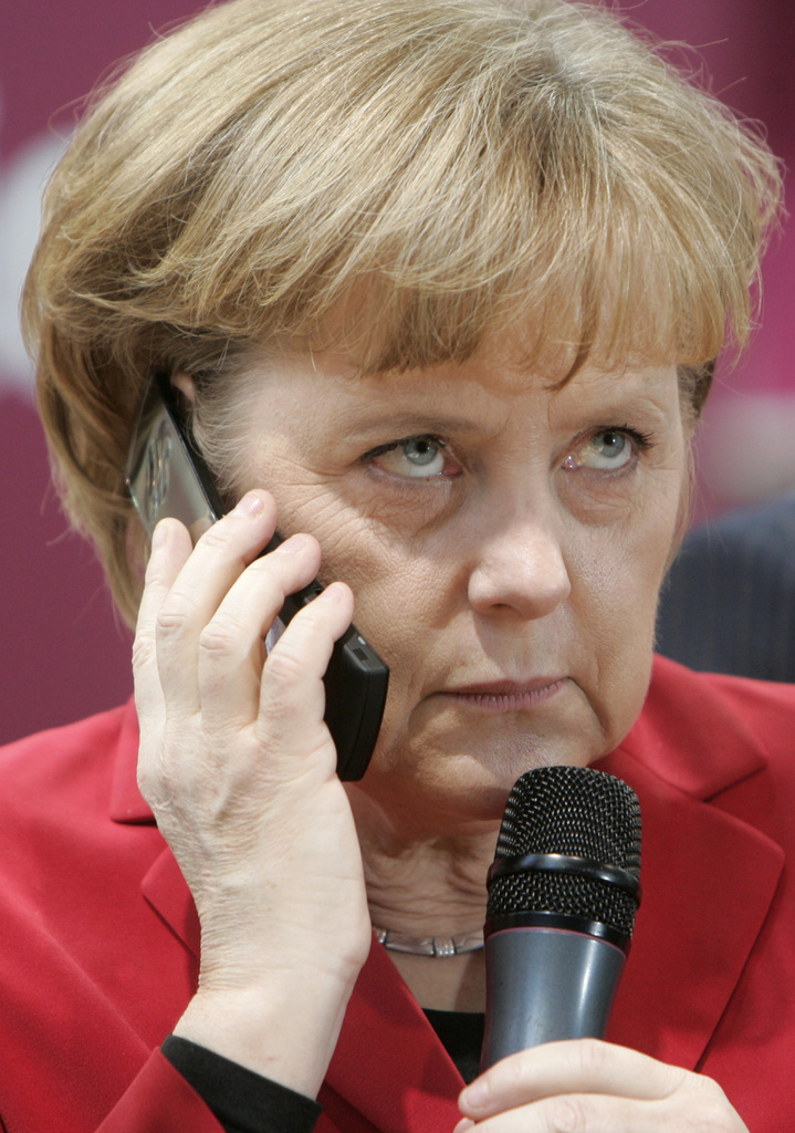 Le président américain Barack Obama était informé depuis 2010 de la mise sur écoute par la NSA du téléphone portable d'Angela Merkel. 