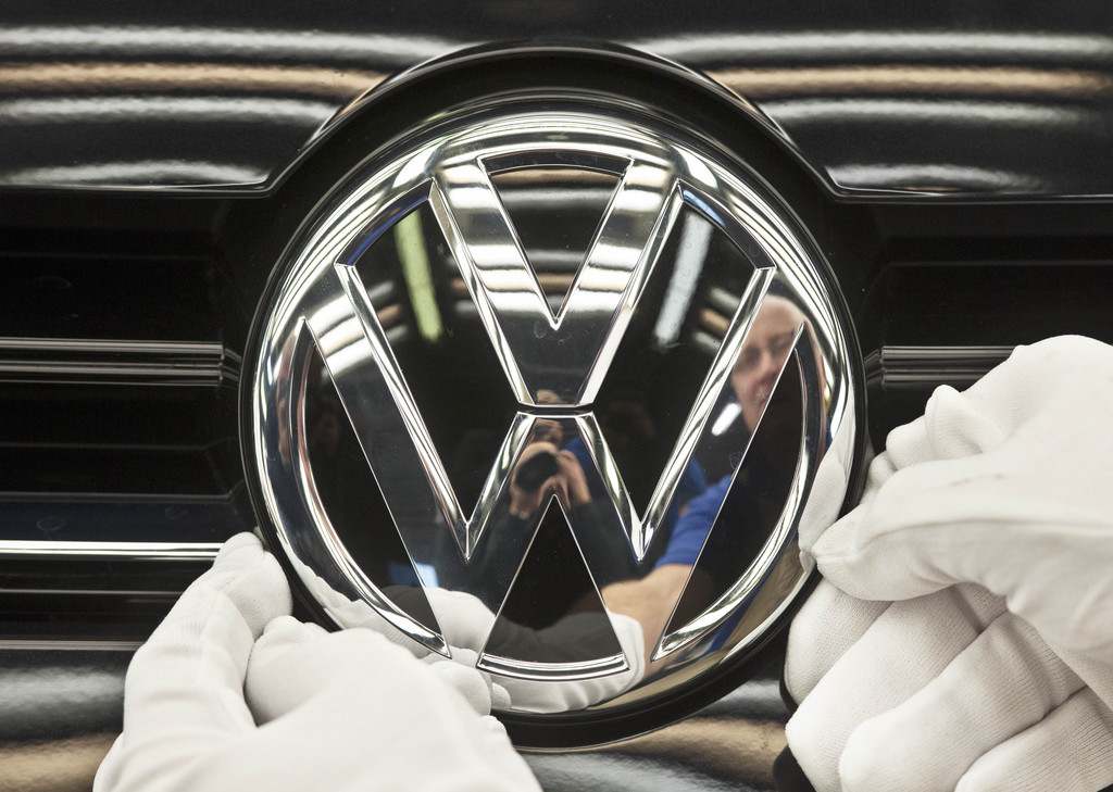 Plusieurs fonds d'investissements ont demandé plus de transparence de la part des constructeurs automobiles, à la suite du scandale des moteurs diesel truqués de Volkswagen.