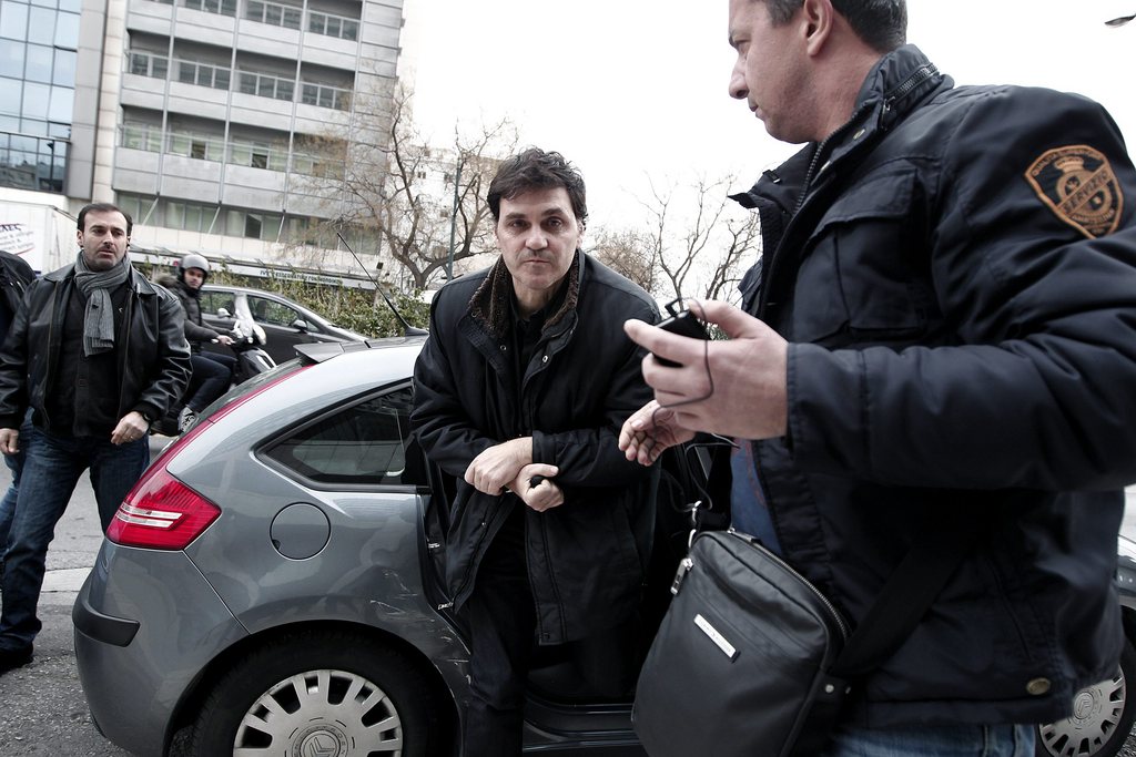 L'ex-directeur général de la banque postale grecque (TT), Anguelos Filippidis, a été arrêté mercredi à l'aéroport d'Athènes pour fraude et blanchiment d'argent.