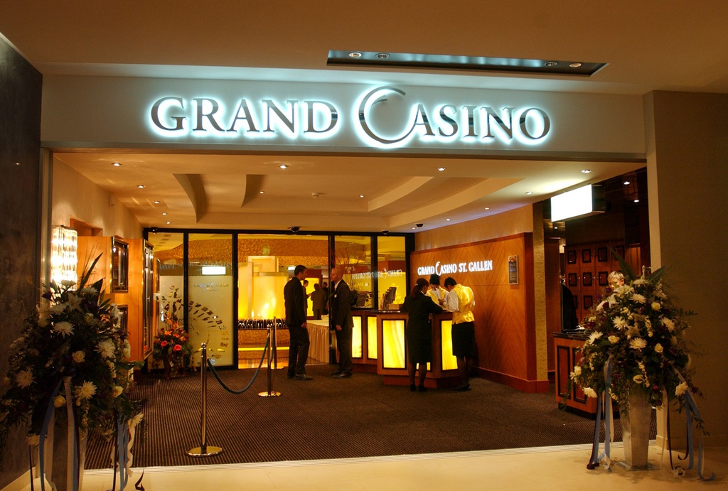 Le casino de St-Gall était accusé de ne pas avoir protéger ce joueur maladif. Celui-ci semble avoir eu partiellement gain de cause.