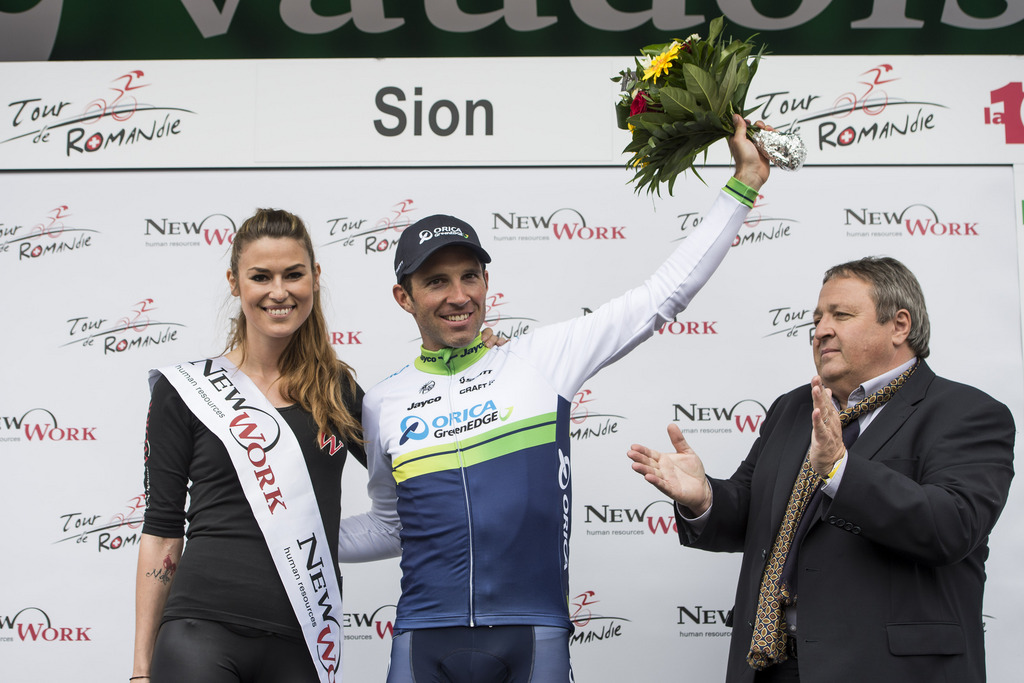 Le Suisse Michael Albasini s'est imposé à Sion au sprint lors de la première étape du Tour de Romandie ce mercredi.