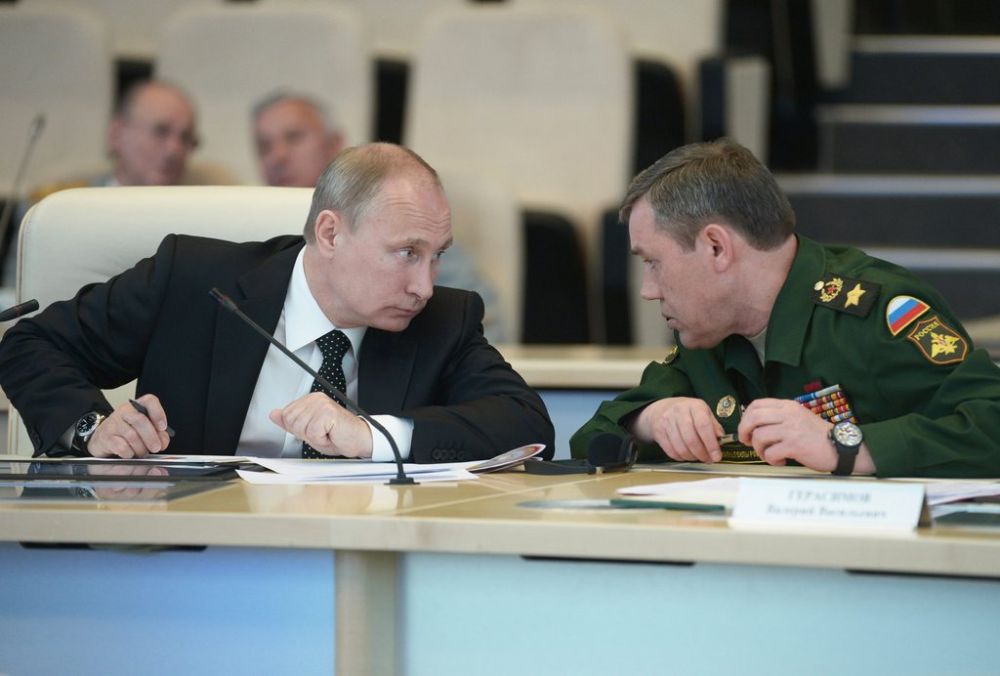 Vladimir Poutine a ordonné lundi le retrait des troupes de la zone frontalière avec l'Ukraine.