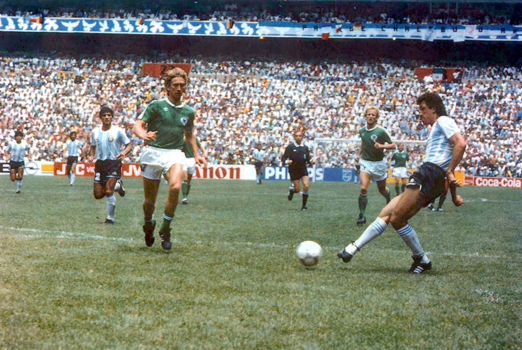 Valdano et l'Argentine avaient battu l'Allemagne en finale du Mondial 86 au Mexique. Il a ensuite notamment été directeur sportif du Real Madrid.
