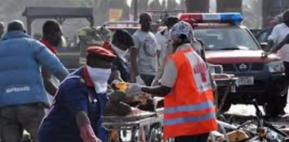 Au moins 21 personnes ont été tuées mardi soir par une explosion près d'un centre de retransmission des matches de la Coupe du monde de football à Damaturu, dans le nord du Nigeria.