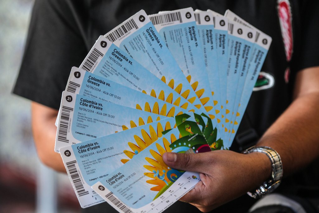 Un membre de la FIFA est soupçonné d'être à la source d'un important trafic de tickets pour le Mondial démantelé mardi au Brésil. La vente frauduleuse porte sur des dizaines de milliers de billets.