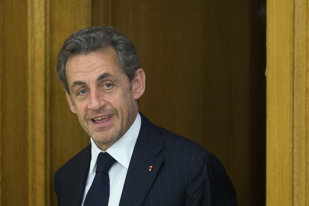 Nicolas Sarkozy a annoncé son retour aux affaires sur Facebook.