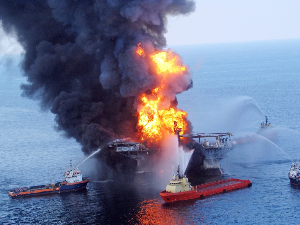 Transocean, dont le siège est à Zoug, est le propriétaire de la plateforme Deepwater Horizon qui a explosé et sombré en avril 2010 dans le Golfe du Mexique, provoquant une marée noire gigantesque.