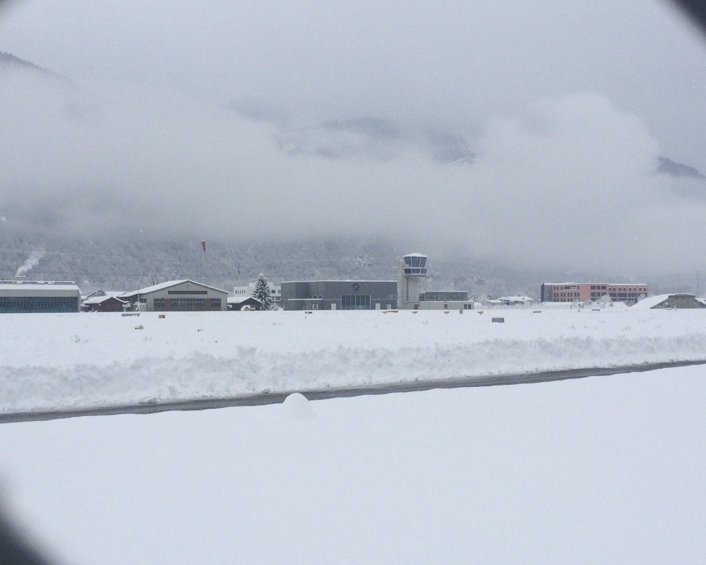 L'aéroport de Sion est fermé en principe jusqu'à dimanche midi.