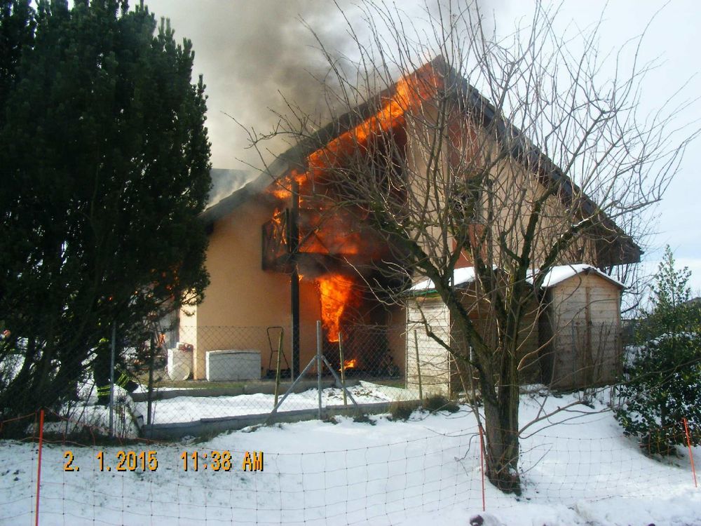 La villa en feu de Courtaman. 