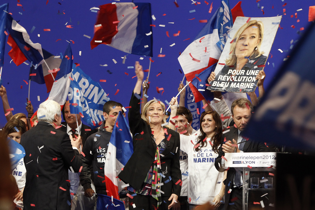9 Français sur 10 seraient prêts à élire une femme à la présidence de la République. Une porte ouverte à Marine Lepen?