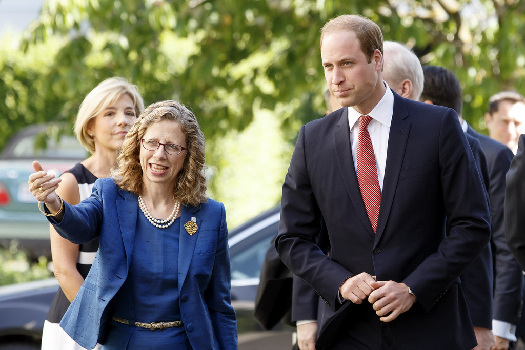 Prince William, right, of Duke of Cambridge, is received by IUCN Director General Inger Andersen, left, arrives for take part to Wildlife task force meetings at the headquarters of the International Union for Conservation of Nature (IUCN), in Gland, Switzerland, Monday, May 18, 2015. (KEYSTONE/Salvatore Di Nolfi)