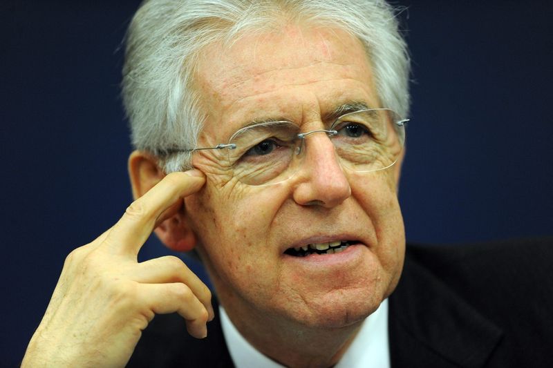 Le président du Conseil italien Mario Monti et ses ministres ont publié mardi leurs revenus et patrimoine sur le site du gouvernement.