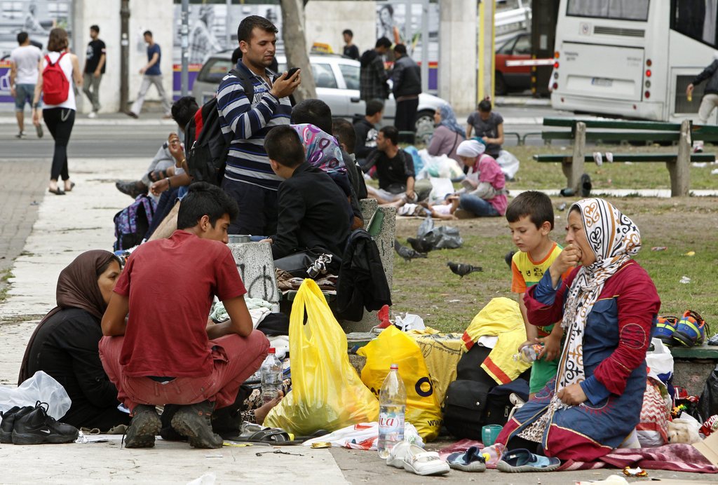 Au moins 2000 migrants supplémentaires sont parvenus durant la nuit de dimanche à lundi en Serbie.