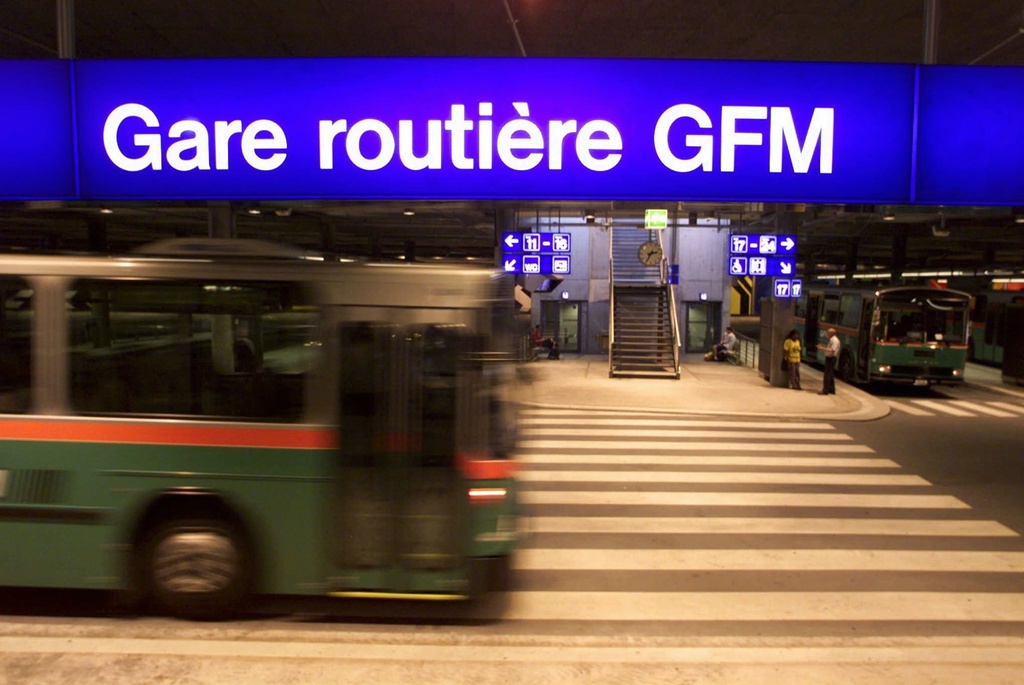 Six personnes ont été blessées, dont une grièvement, lors d'une rixe survenue mardi soir en gare de Fribourg. Des requérants d'asile africains ont été impliqués dans une altercation: cinq ont arrêtés par la police et le sixième a pu prendre la fuite.
