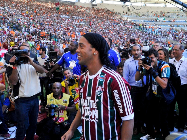 Ronaldinho Gaucho  ronaldinho SOCCER : Ronladinho - Fluminense - 07/19/2015