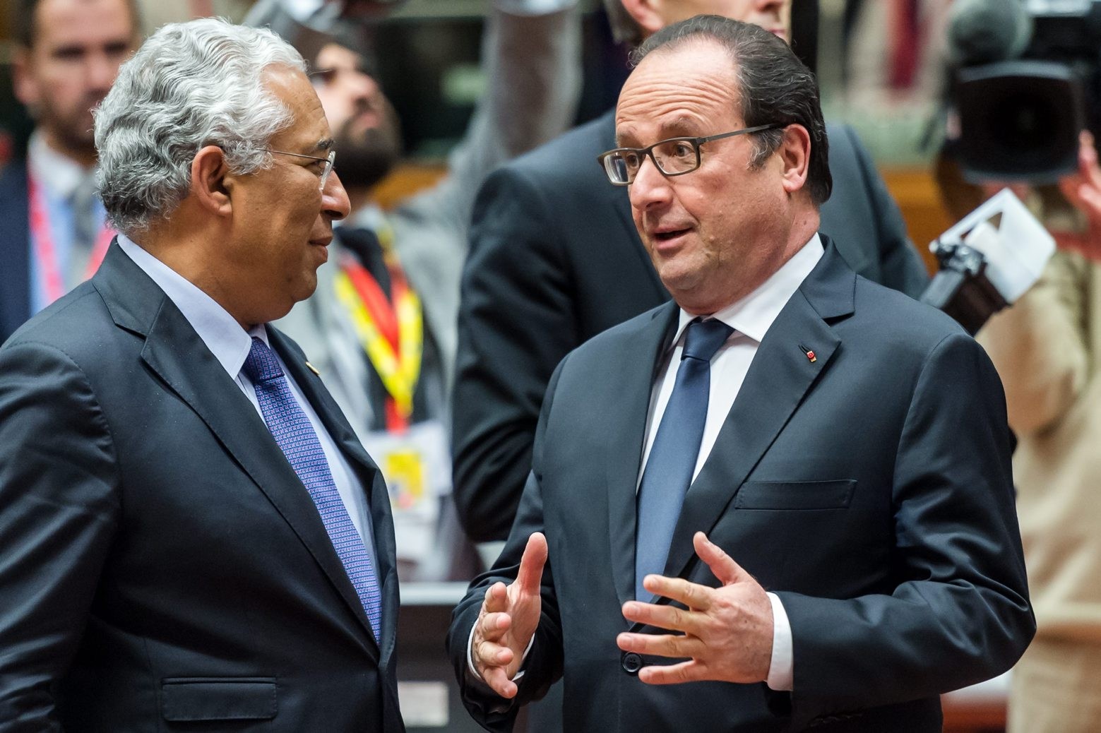 French President Francois Hollande, right, talks with Portugal's Prime Minister Antonio Costa during an EU summit in Brussels on Thursday, Dec. 17, 2015. European Union heads of state meet Thursday to discuss, among other issues, the current migration crisis and terrorism. (AP Photo/Geert Vanden Wijngaert) Europe EU Summit