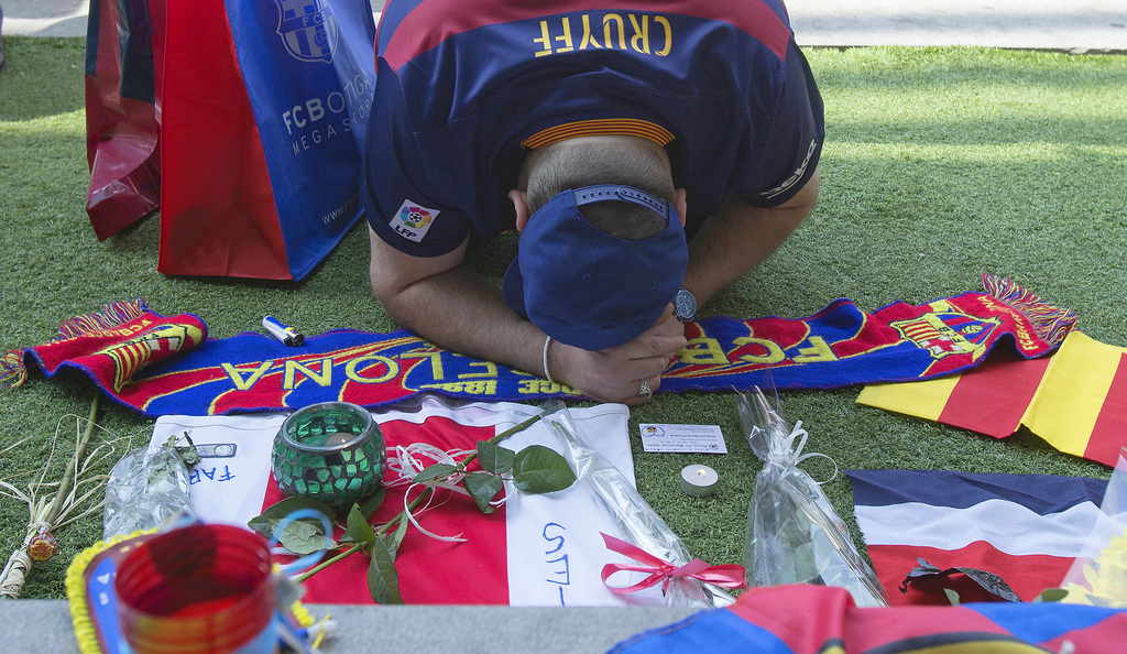 La mort de la légende du football Johan Cruyff a suscité le chagrin de nombreux fans.