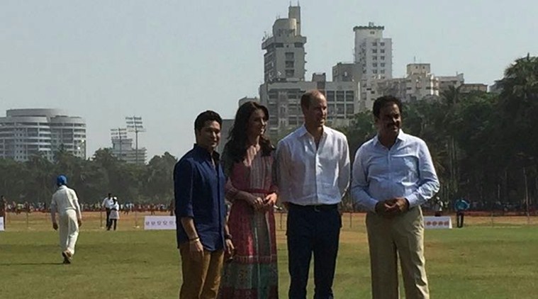 Le couple a notamment discuté avec les stars du cricket Sachin Tendulkar et Dilip Vengsarkar.