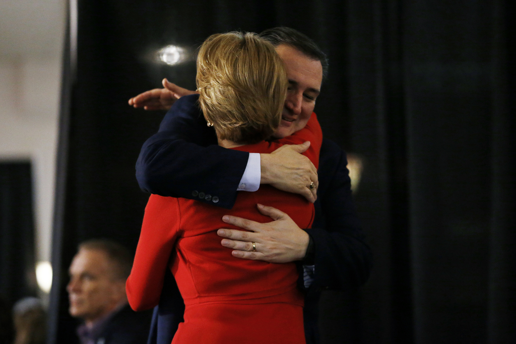 Carly Florina sera désormais l'acolyte de Ted Cruz pour les présidentielles.