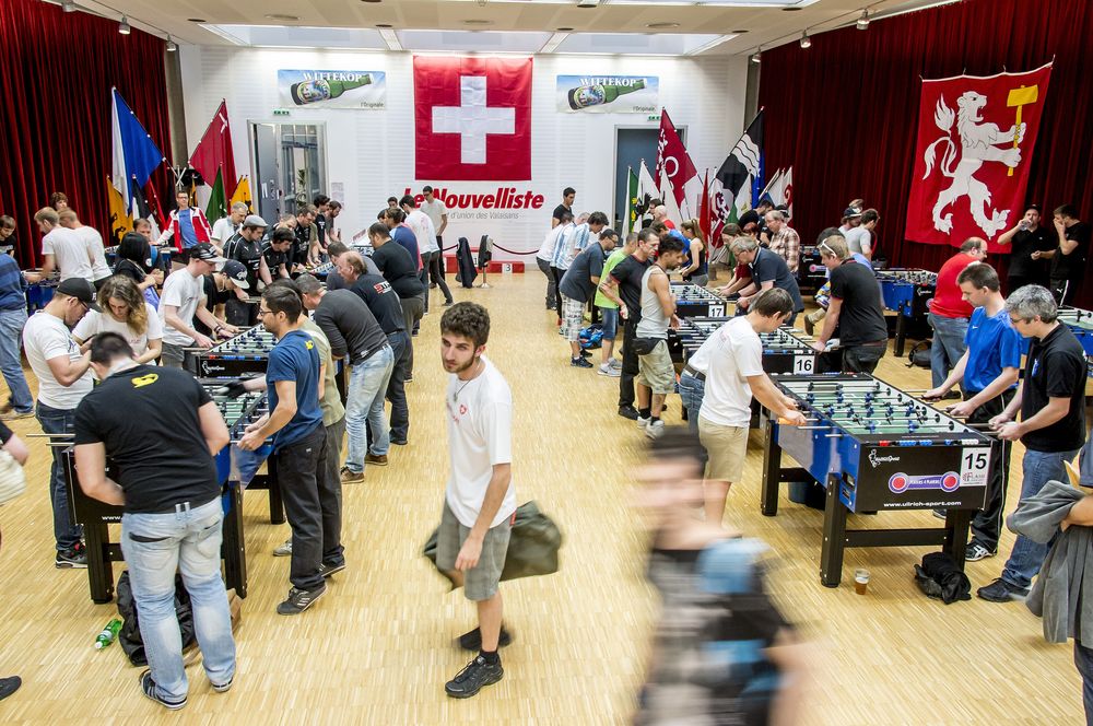 Les championnats suisses de baby-foot se déroulent durant tout ce week-end à l'Hôtel Vatel à Martigny.