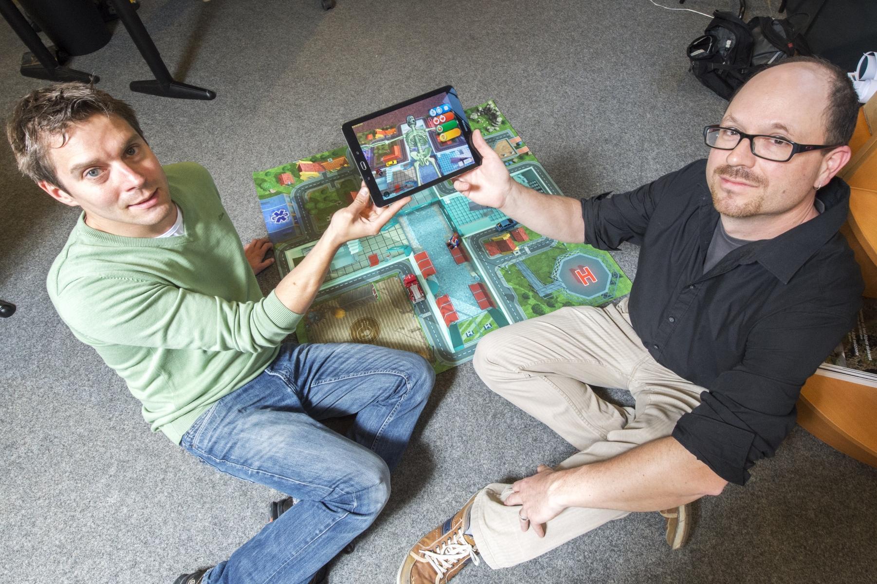 Sierre, le 27 mai 2016



Prix créateurs. Adventures-Lab a crée un tapis de jeux à réalité augmente.

De gauche a droite: Antoine Widmer et Thomas Crausaz



Sacha Bittel/Le Nouvelliste