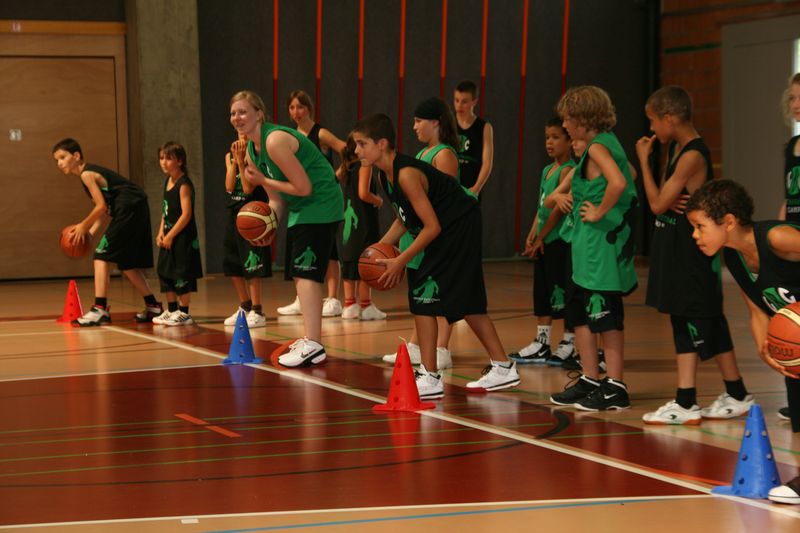 Les très jeunes basketteurs: l'avenir de la discipline en Valais.