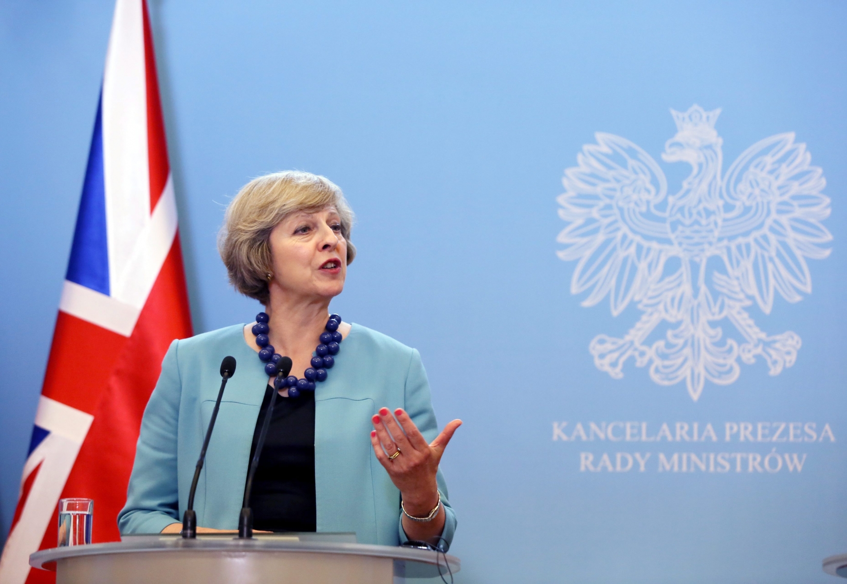 epa05445937 British Prime Minister Theresa May during a press conference after a meeting with Polish Prime Minister Beata Szydlo, in Warsaw, Poland, 28 July 2016. Polish and British Prime Ministers discussed bilateral relations and the situation of Poles in Britain after the Brexit referendum.  EPA/TOMASZ GZELL POLAND OUT POLAND BRITAIN DIPLOMACY