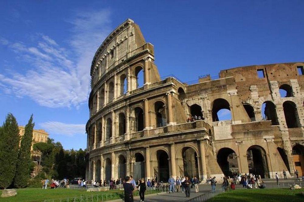 Le mauvais état du Colisée fait régulièrement la Une de la presse italienne.