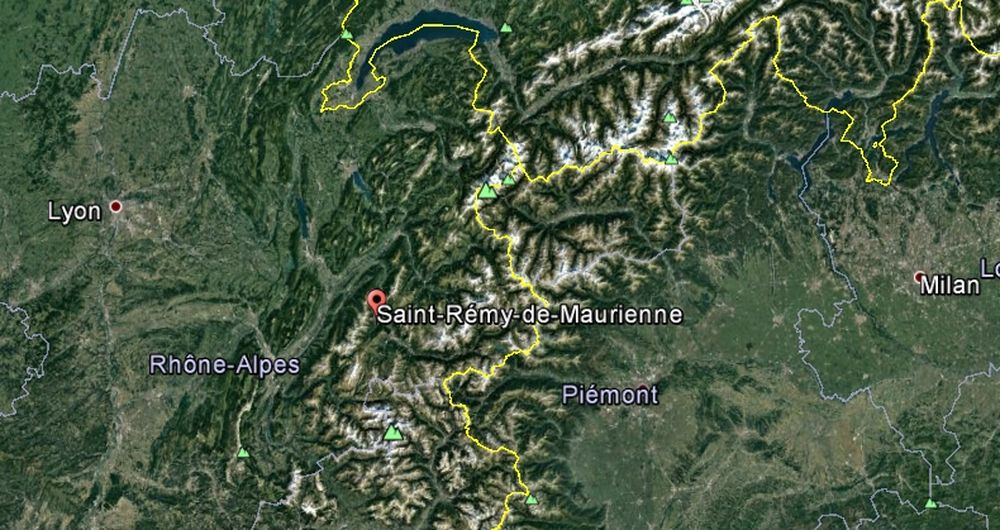 L'accident s'est produit à Saint-Rémy-de-Maurienne qui se situe dans le département de la Savoie, en région Auvergne-Rhône-Alpes.
