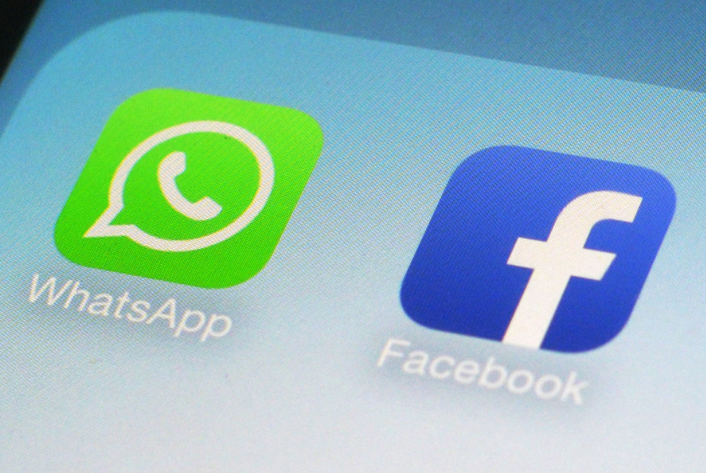 WhatsApp a annoncé fin août qu'elle avait modifié sa politique de confidentialité pour partager les données de ses utilisateurs avec Facebook.