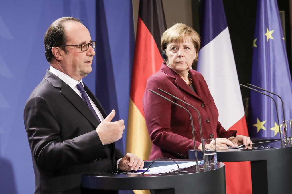 Angela Merkel a sollicité l'appui de François Hollande pour mener les pourparlers entre présidents russe et ukrainien. 