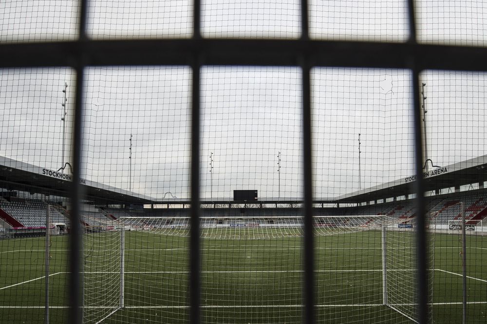 Le supporter du FC Sion avait enjambé une grille à la Stockhorn Arena samedi lors du match Thoune - Sion. 