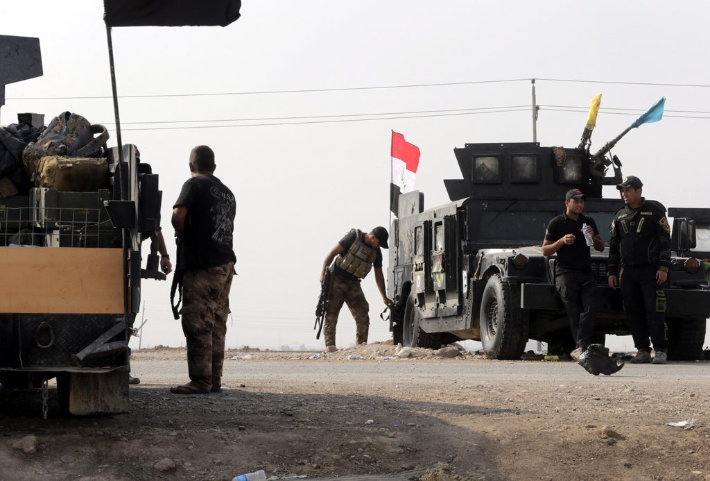 Les troupes irakiennes "se repositionnent, se rééquipent et font du nettoyage" dans les zones conquises.